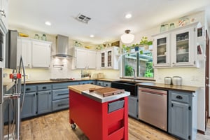 406 Stonegate Dr_011.jpg