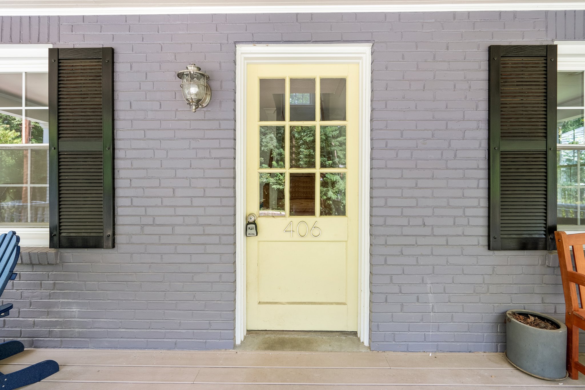 06. 406 Williamsburg Dr.jpg