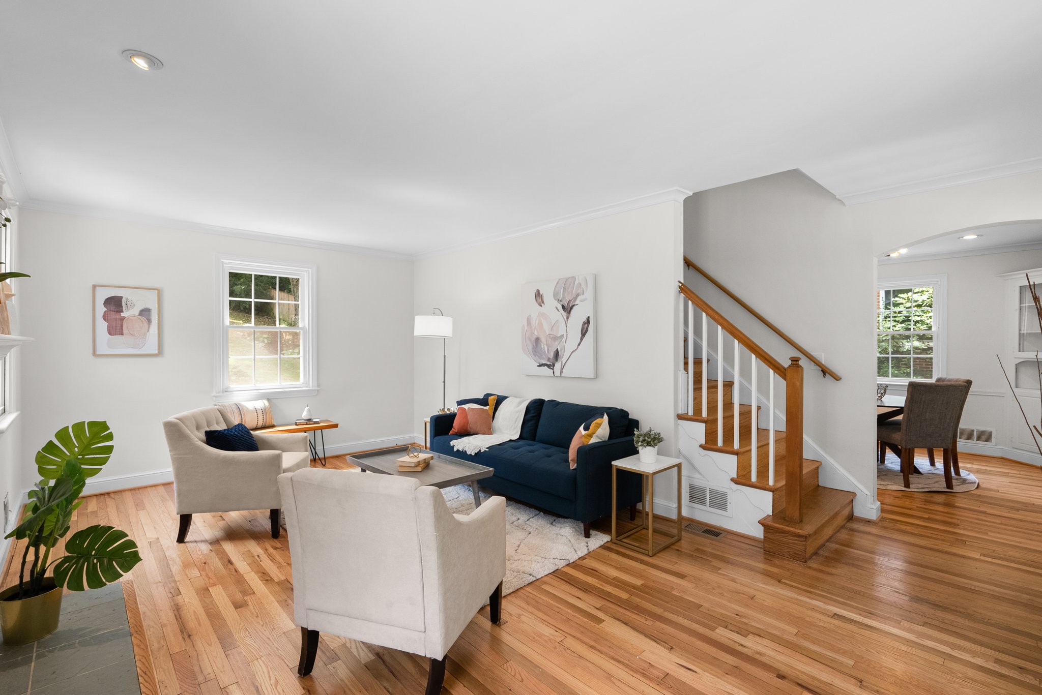 14. 406 Williamsburg Dr.jpg