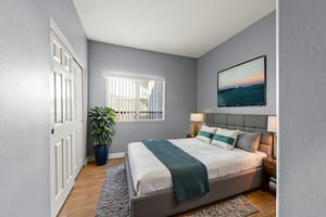 087A4732 virtually staged.jpeg