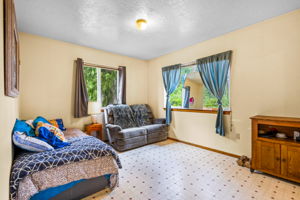 Shoreline Drive16