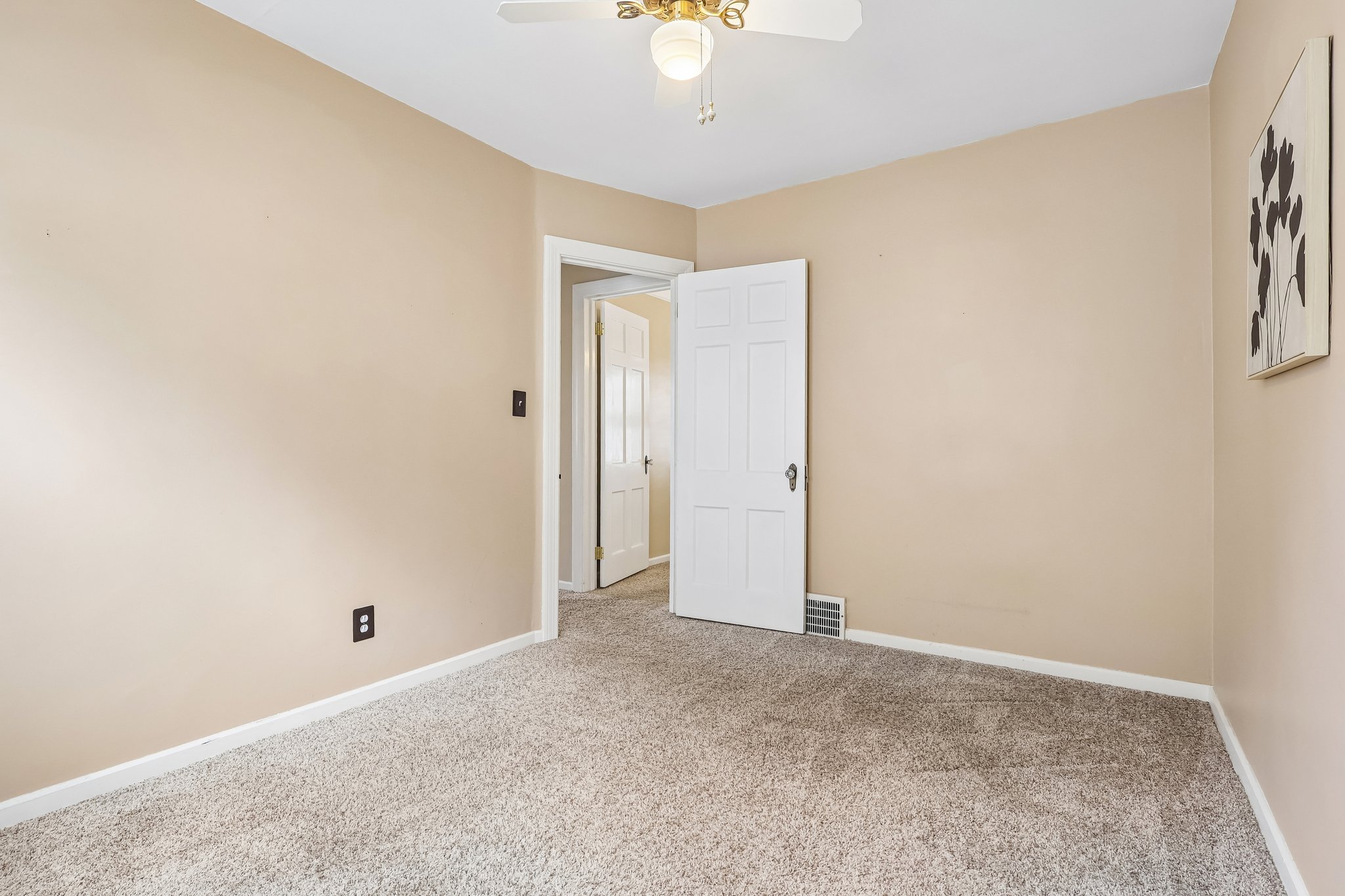 W 161st St-S2904-021.jpg