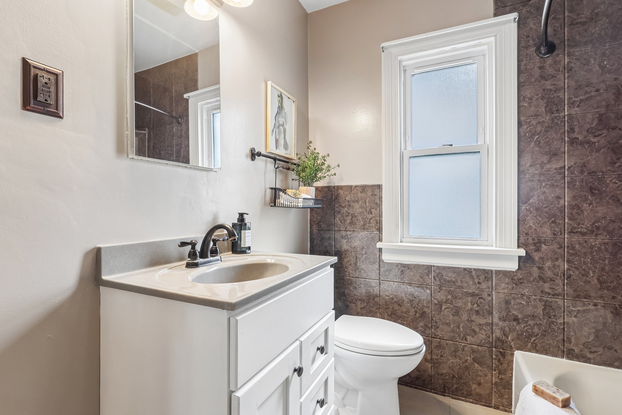 W 161st St-S2904-022.jpg