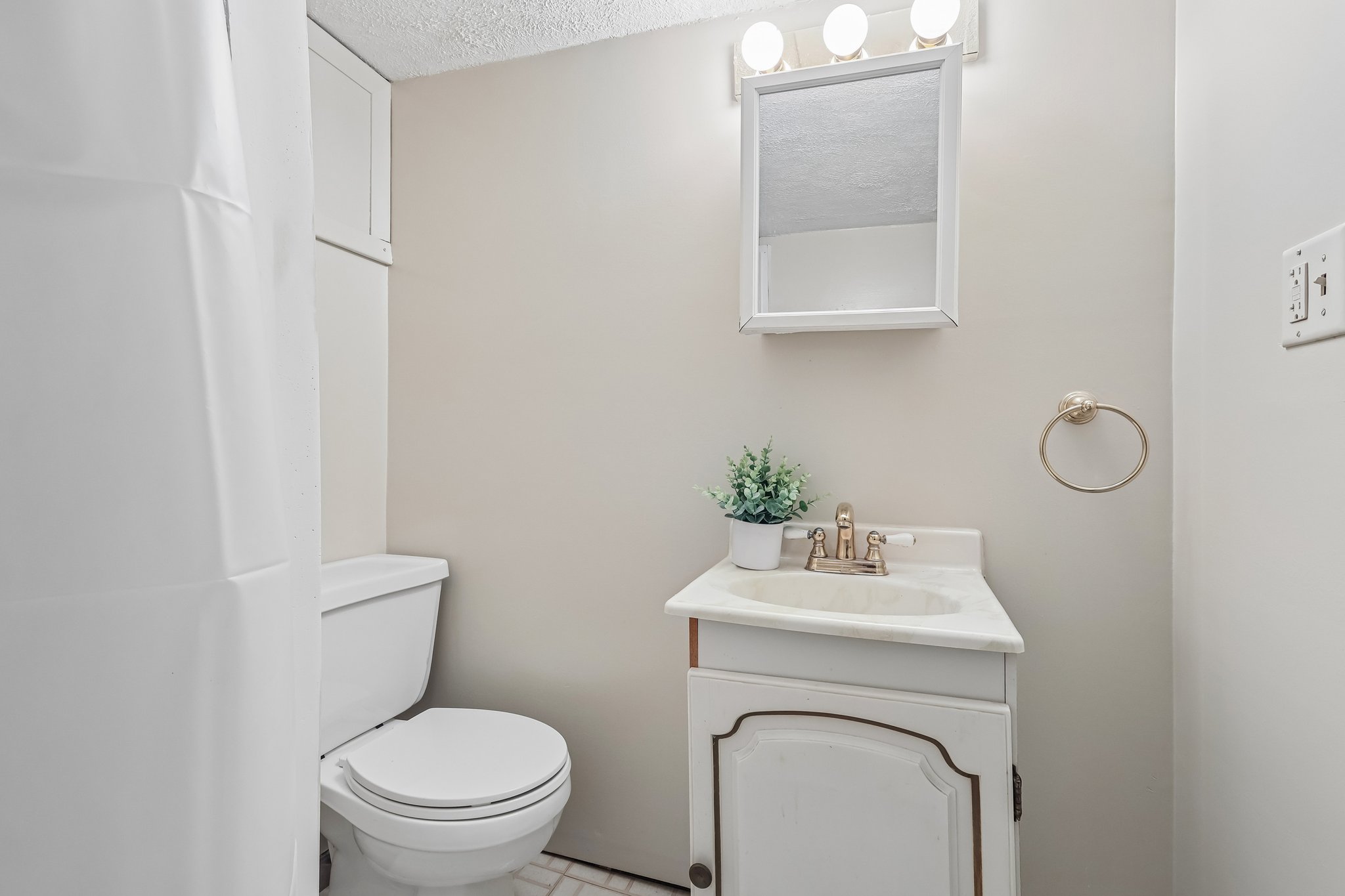 W 161st St-S2904-037.jpg