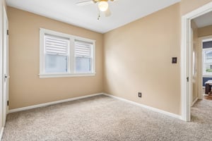 W 161st St-S2904-020.jpg