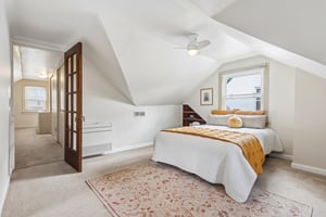 W 161st St-S2904-028.jpg