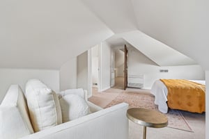 W 161st St-S2904-029.jpg