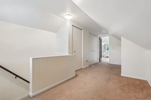 W 161st St-S2904-032.jpg