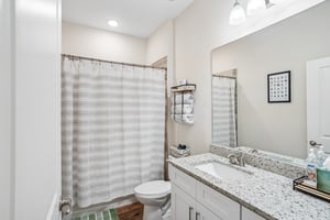 E 9th Ave-S2208-025.jpg