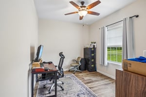 E 9th Ave-S2208-030.jpg