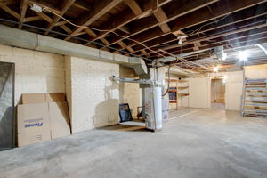 4069 Broadway St, Indianapolis, IN 46205, USA Photo 27