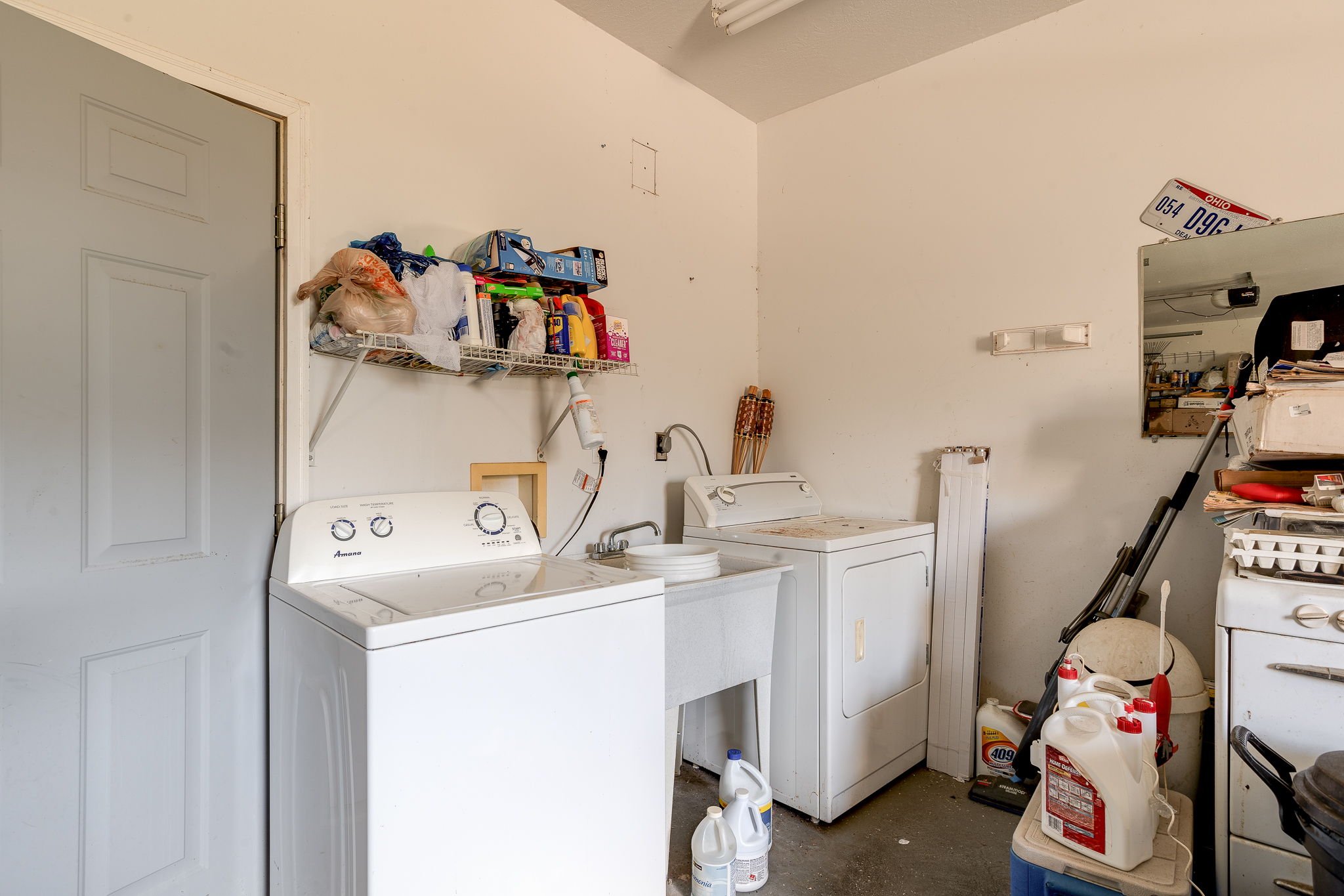 2 (19 of 20) Laundry