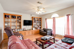 2 (2 of 20) Great Room