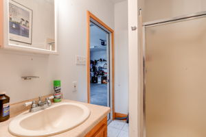 2 (20 of 20) Bathroom 3