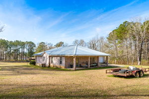 3  Exterior (3 of 5)