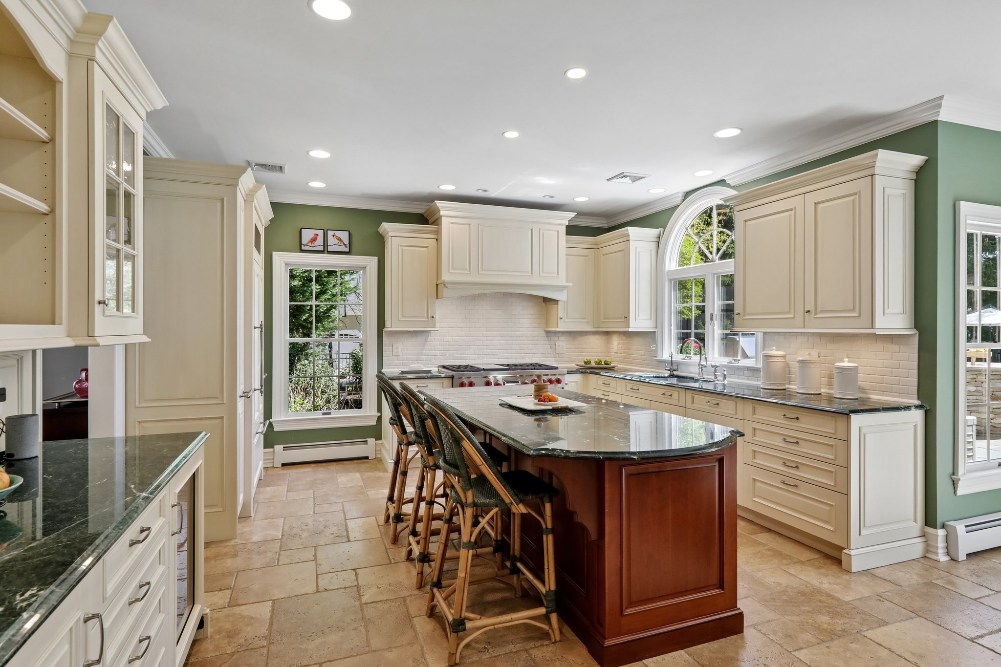 Drury Ln-S2204-030.jpg