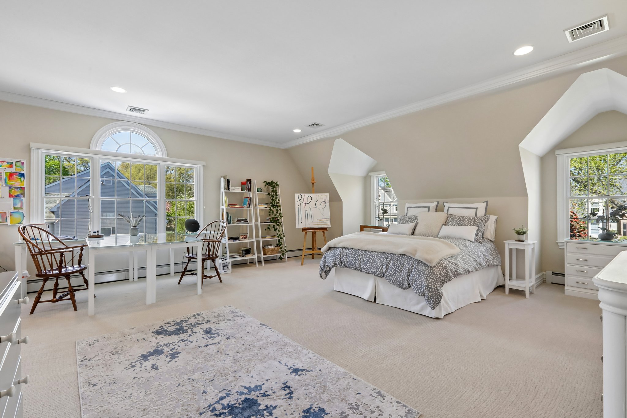 Drury Ln-S2204-049.jpg