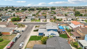 E 211th St-S0611-027
