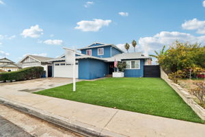 E 211th St-S0611-002r