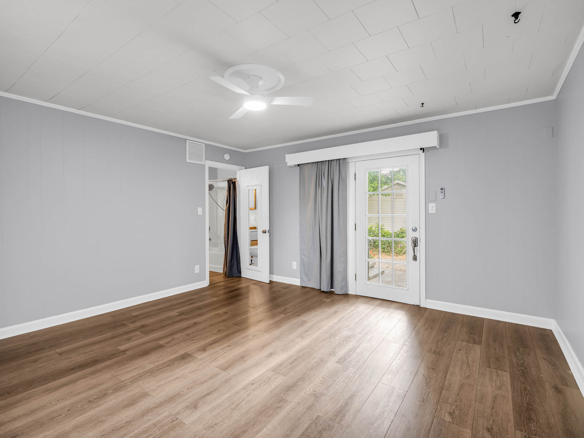 407-Hiawassee-Ave-Black-Mountain-NC-21