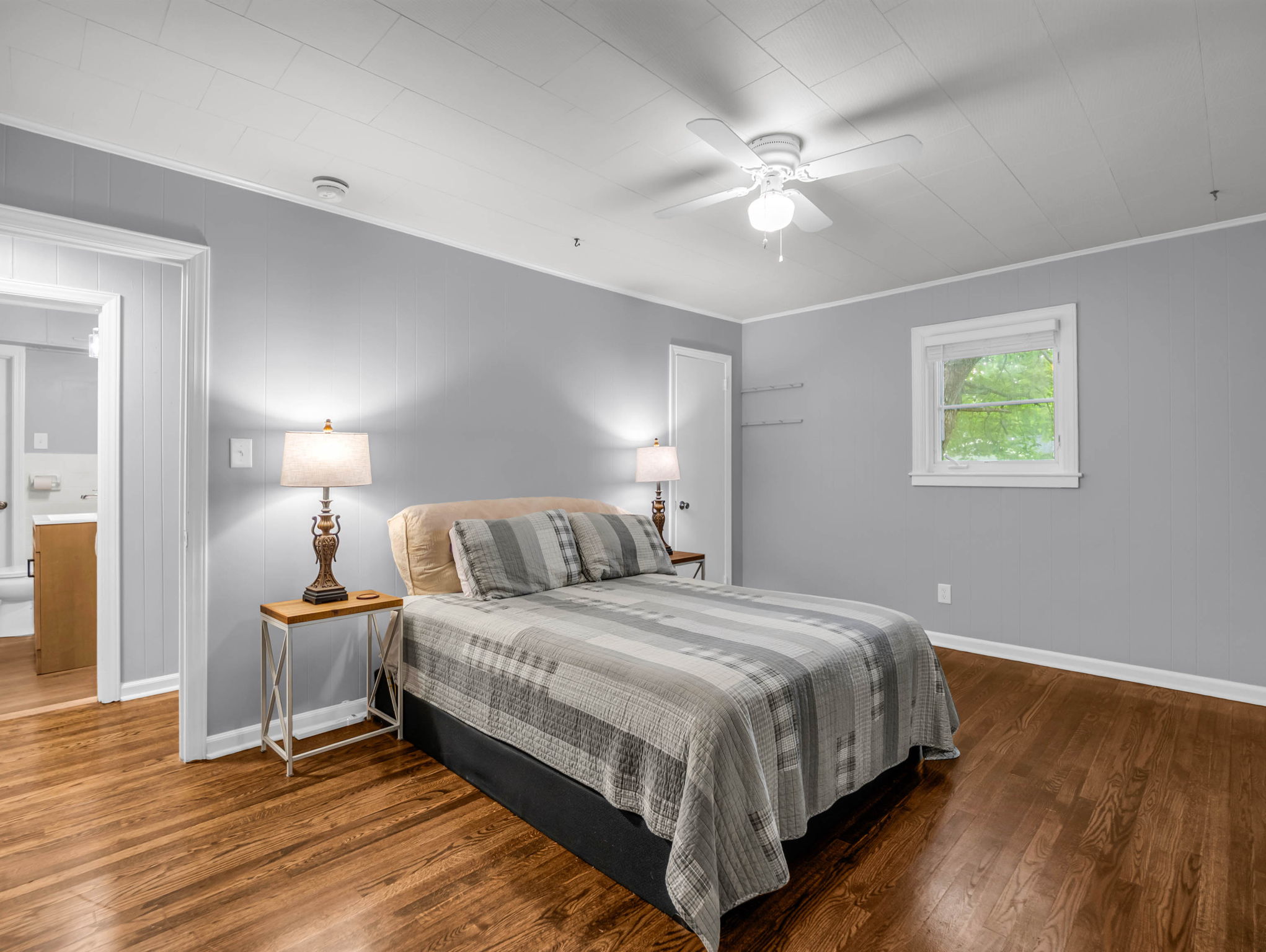 407-Hiawassee-Ave-Black-Mountain-NC-14