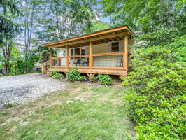 407-Hiawassee-Ave-Black-Mountain-NC-03