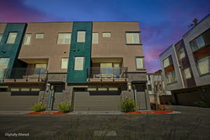  Photo 0