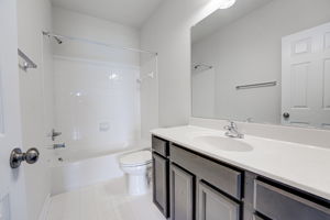  Photo 31