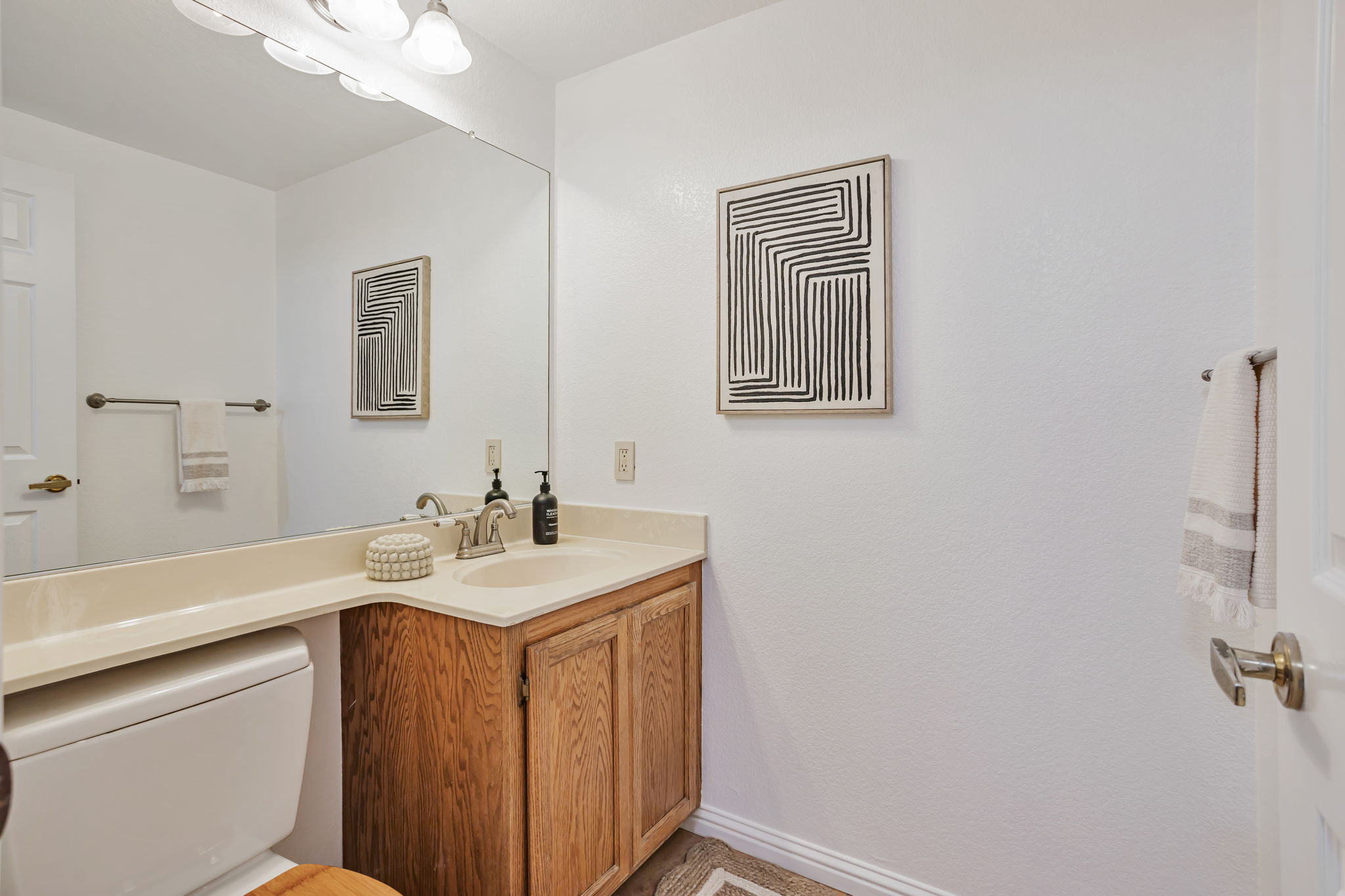 041_407 Mountain Laurel Ct