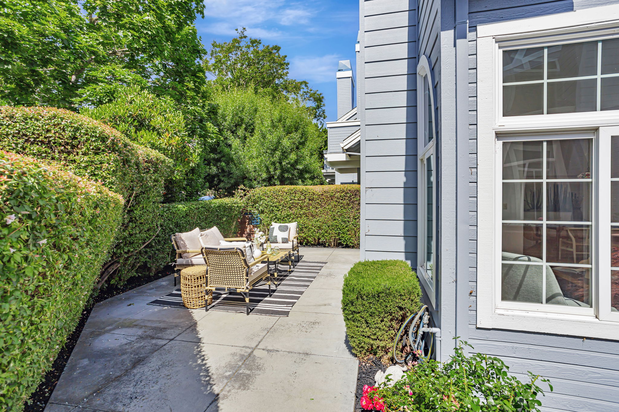 057_407 Mountain Laurel Ct