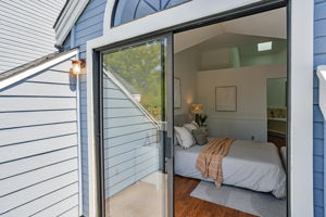 044_407 Mountain Laurel Ct