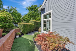 056_407 Mountain Laurel Ct