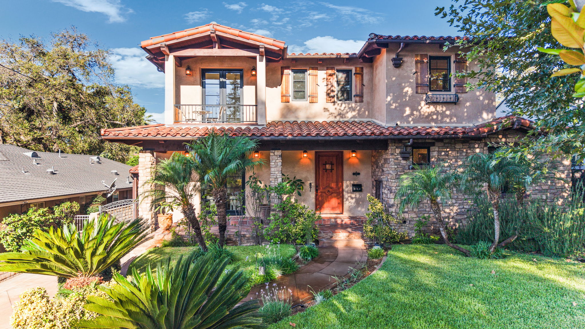 407 N Magnolia Ave