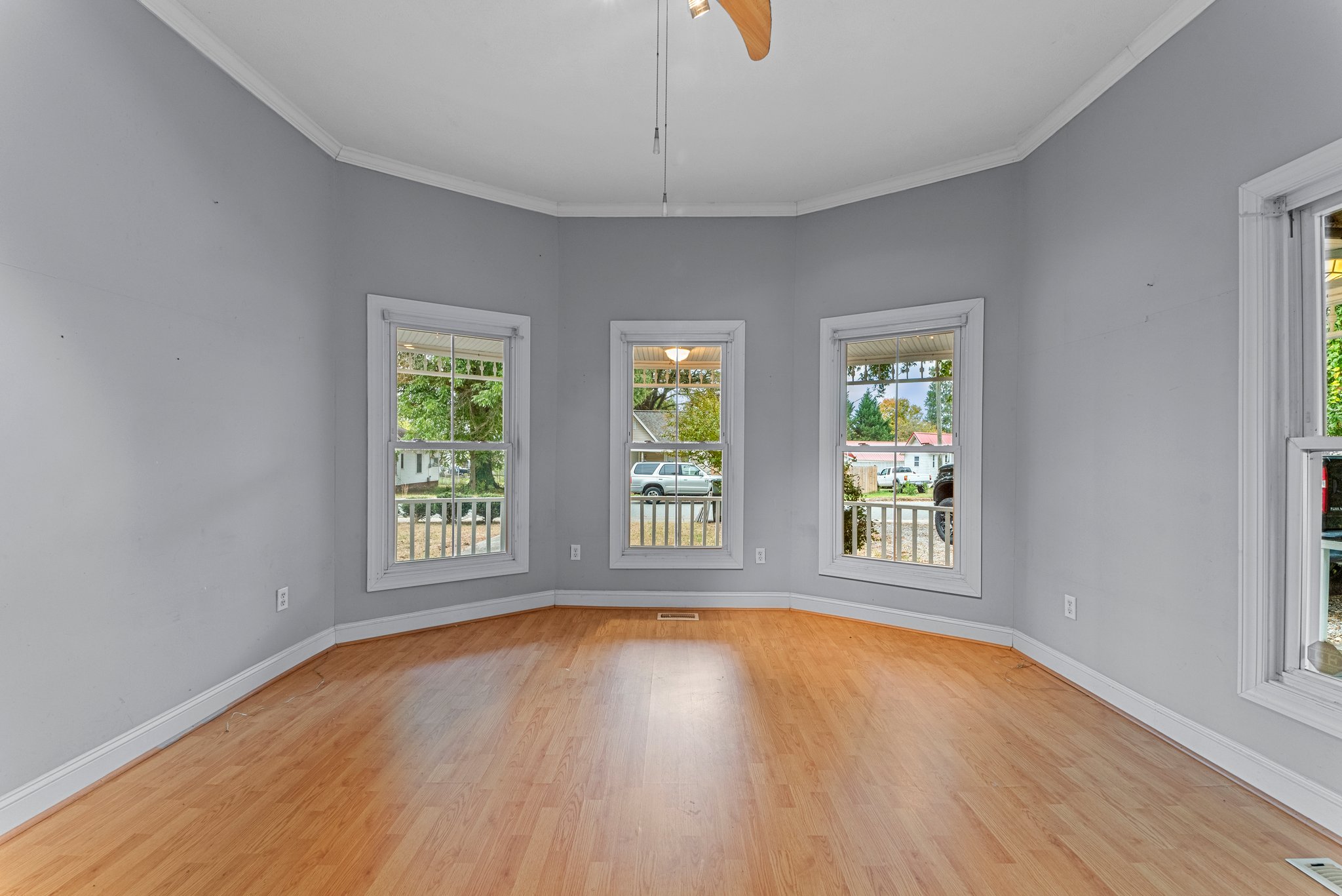 407 Poplar St, Graham, NC 27253, USA Photo 44