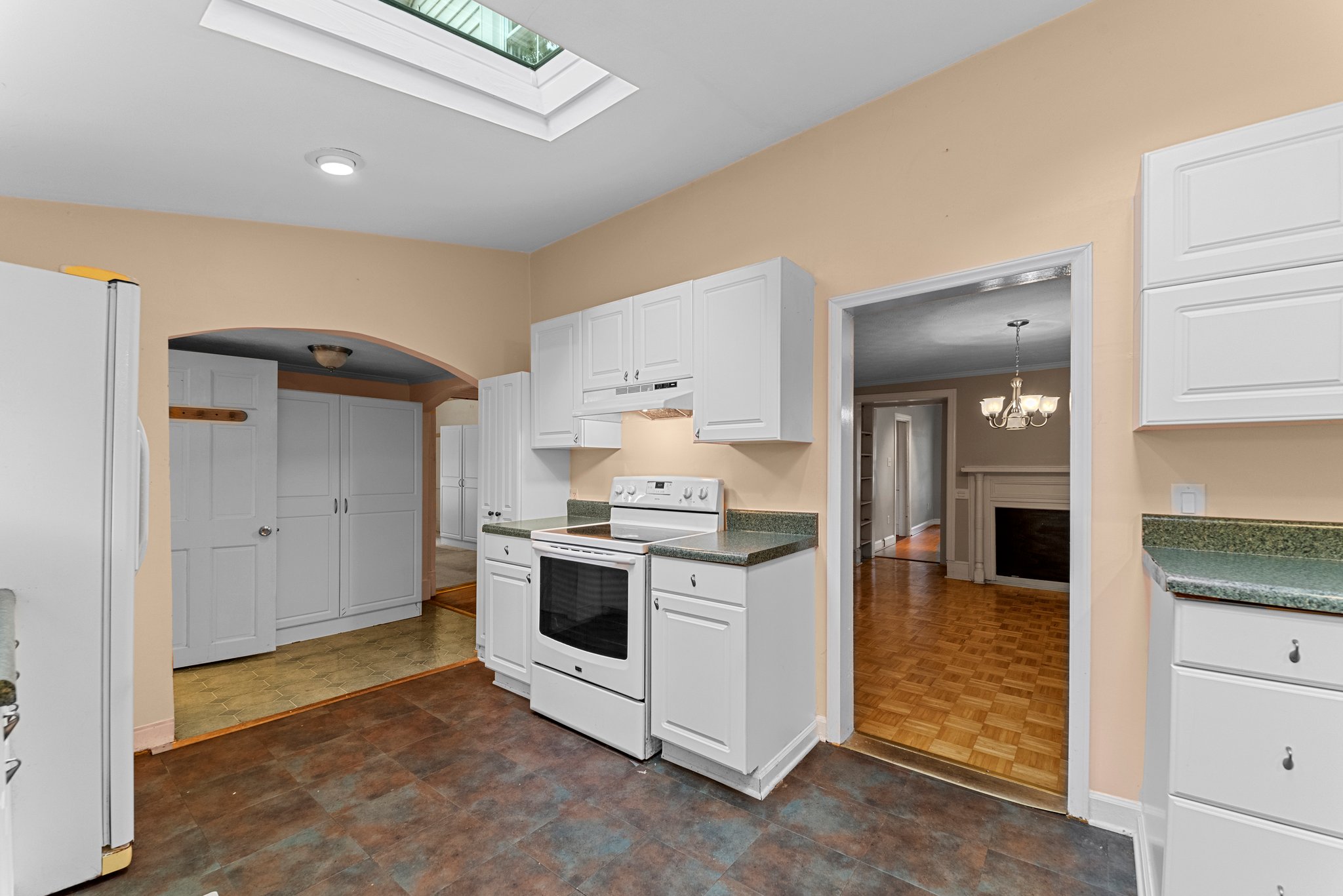 407 Poplar St, Graham, NC 27253, USA Photo 13