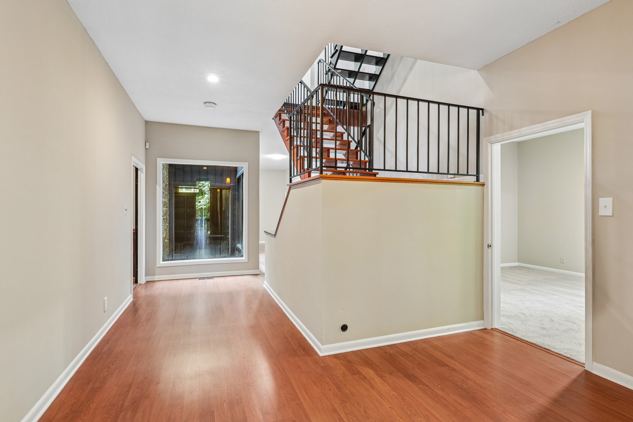 Robinwood Dr-S2907-035.jpg