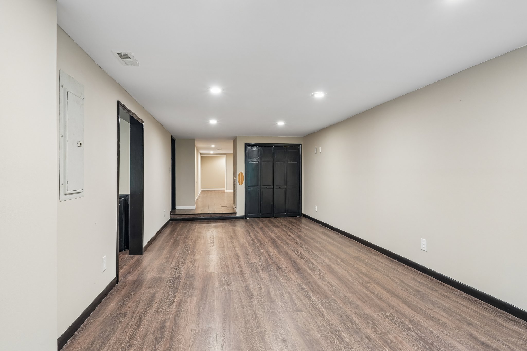 Robinwood Dr-S2907-043.jpg