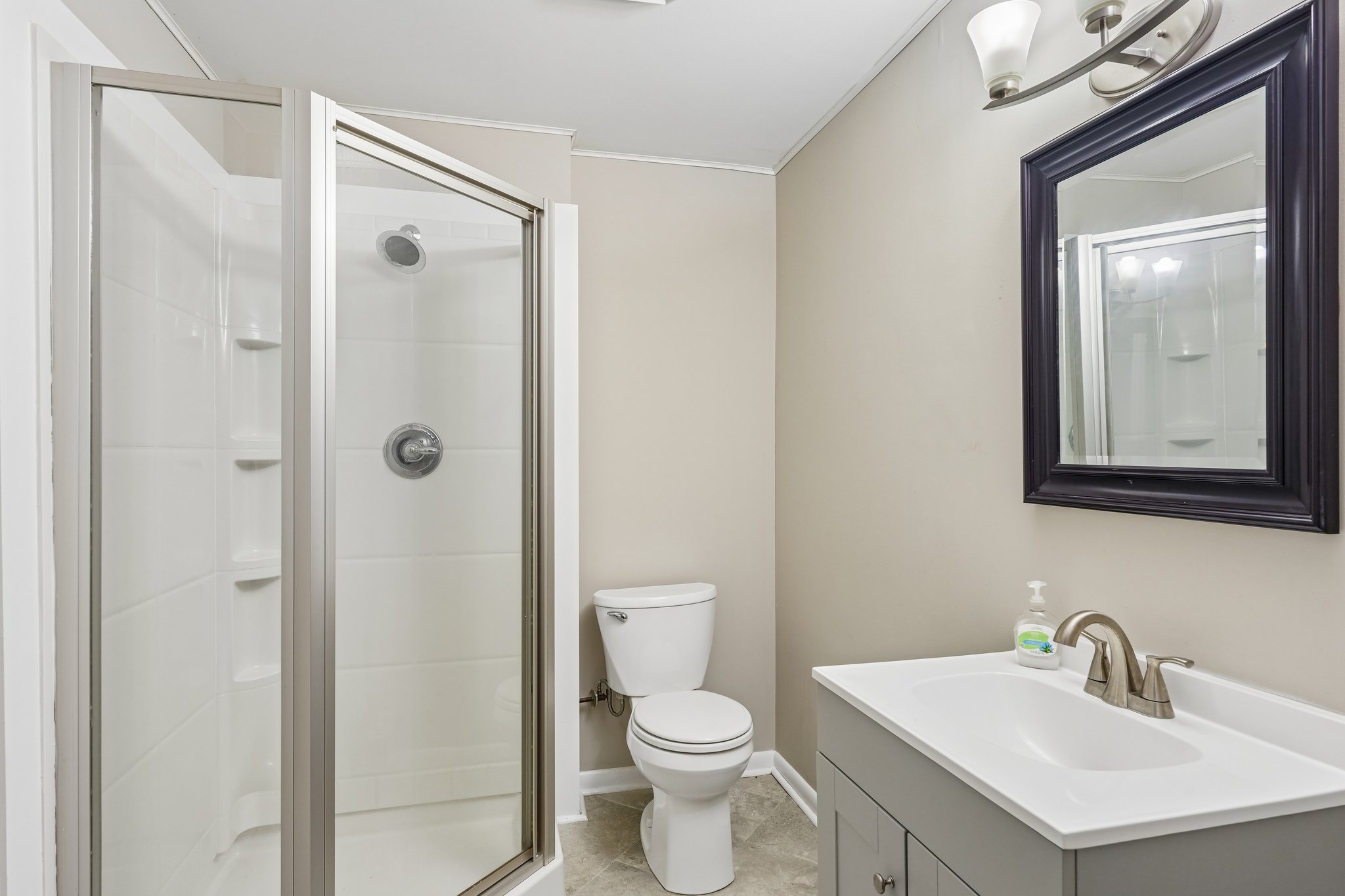 Robinwood Dr-S2907-046.jpg
