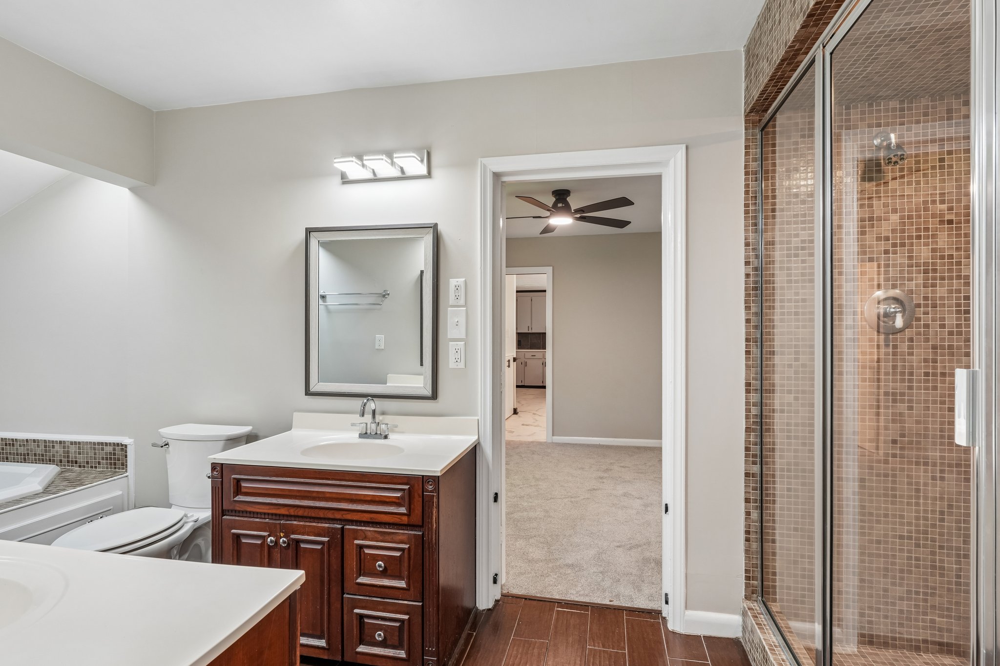 Robinwood Dr-S2907-067.jpg