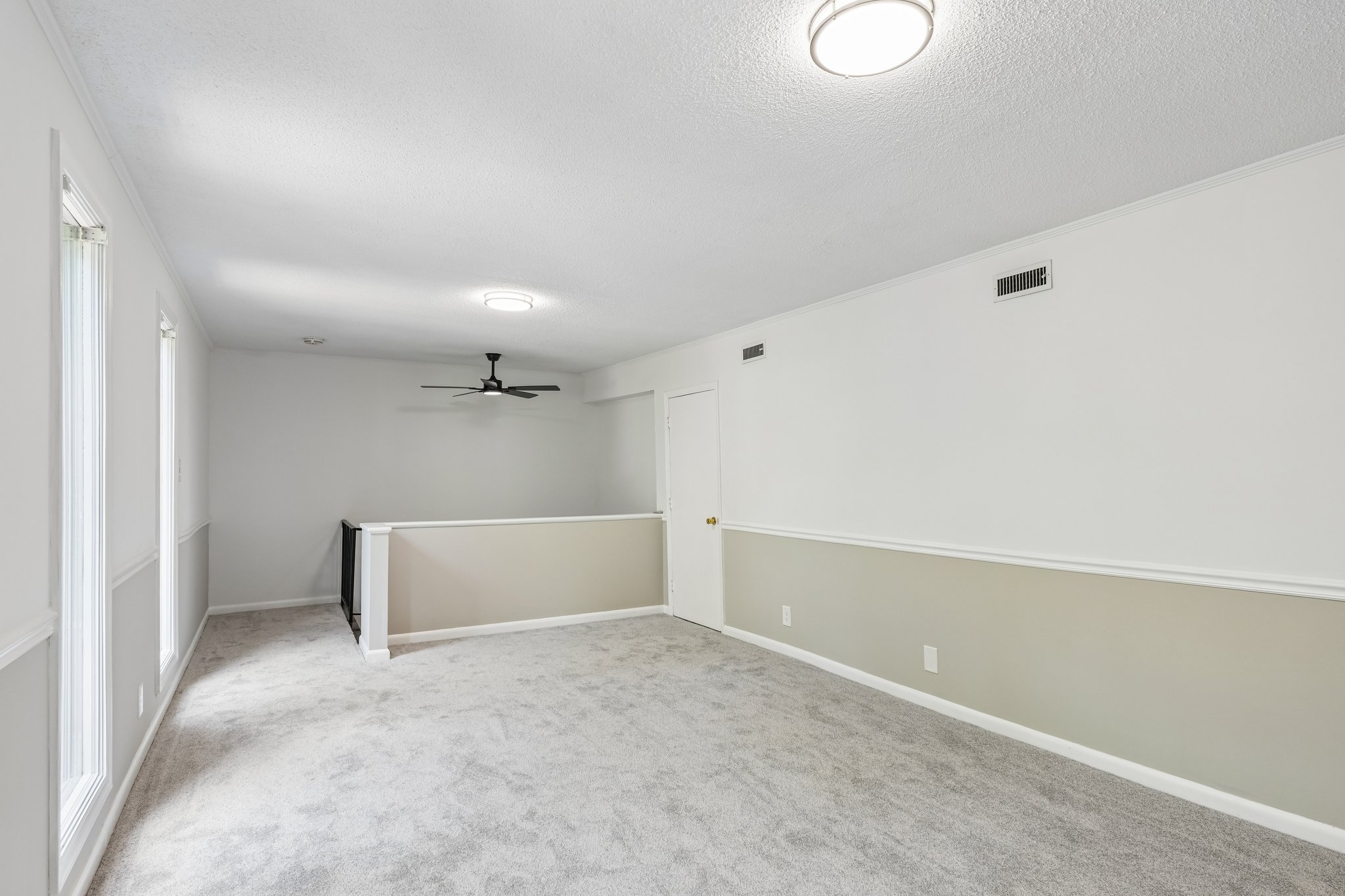 Robinwood Dr-S2907-073.jpg