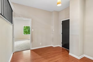 Robinwood Dr-S2907-033.jpg