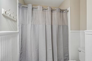Robinwood Dr-S2907-054.jpg