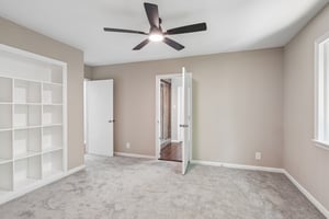 Robinwood Dr-S2907-059.jpg