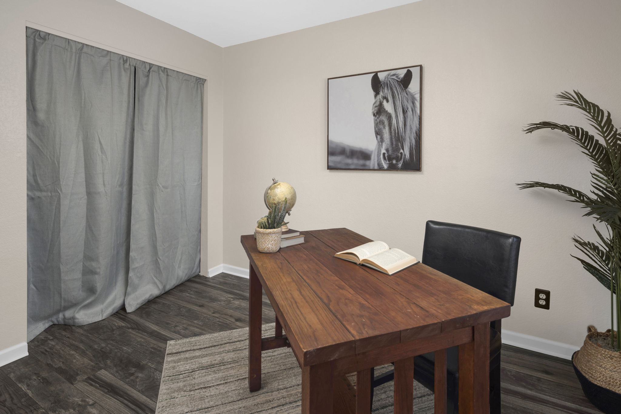 Neutral Colors Make for Easy Decorating