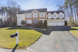407 Woodland Estates Way, Millersville, MD 21108, USA Photo 0