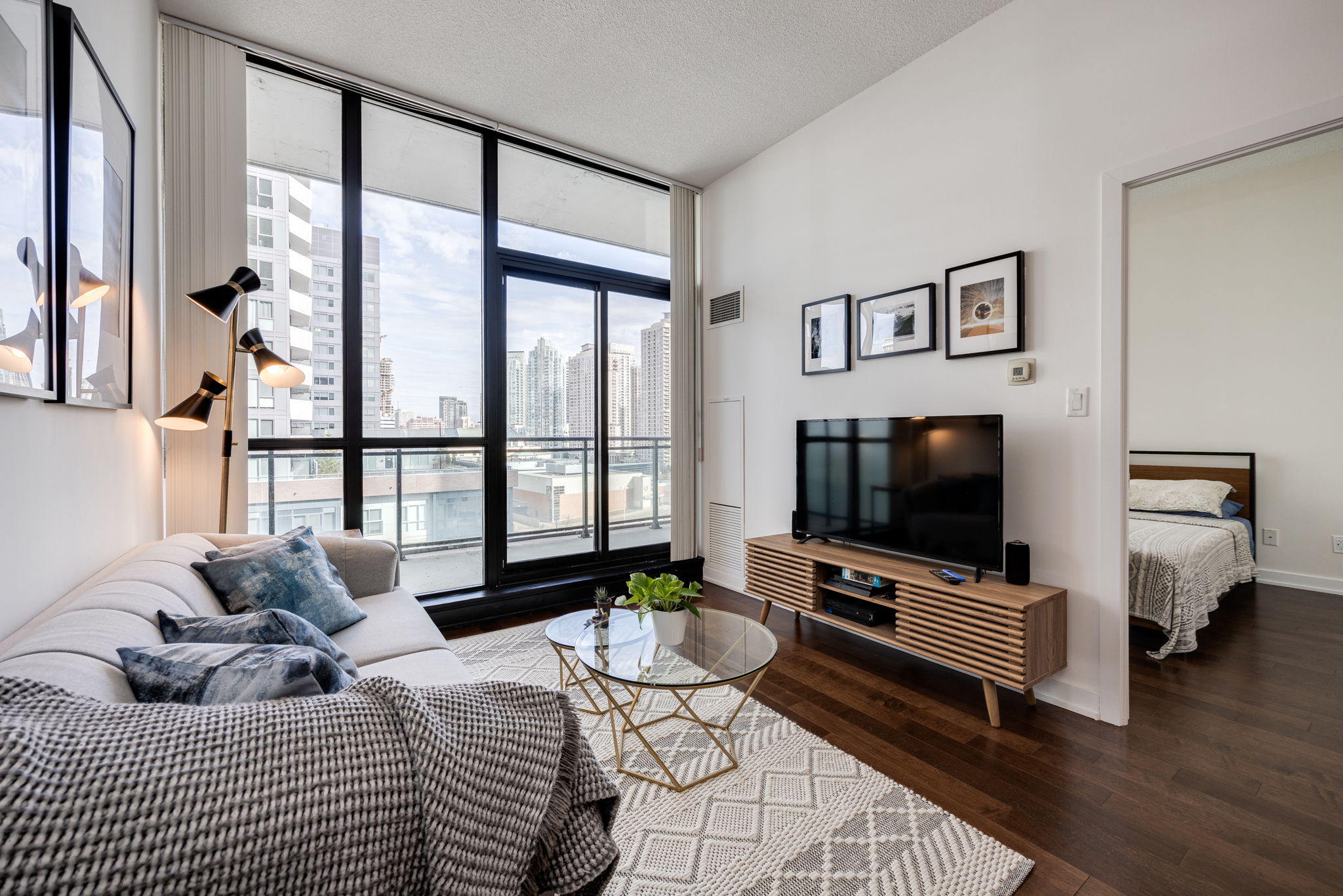 Mississauga property showcase — delivered property photograph 13