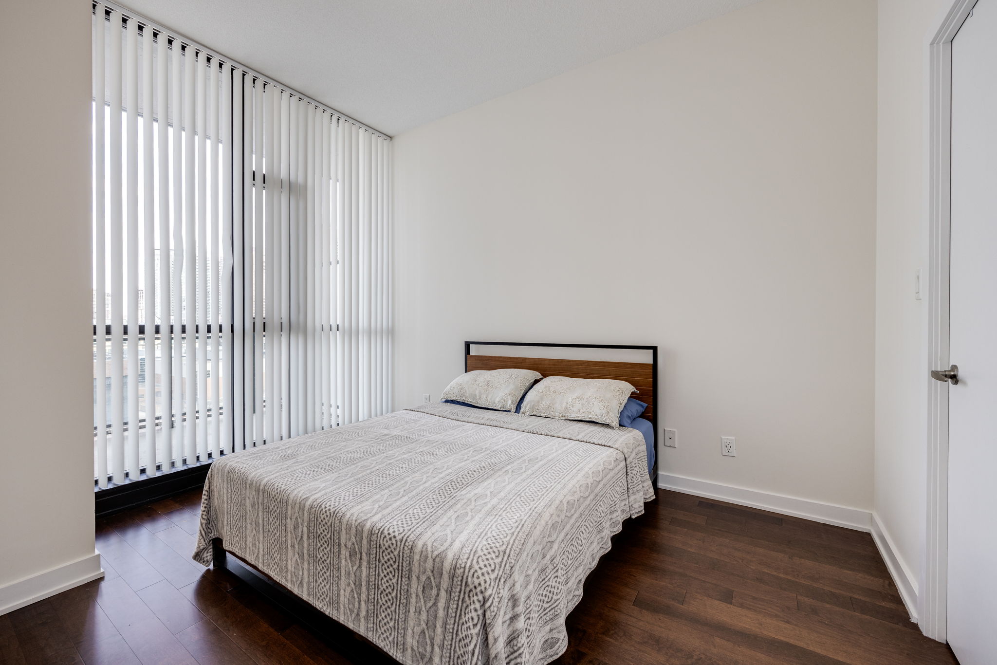 Mississauga property showcase — delivered property photograph 15
