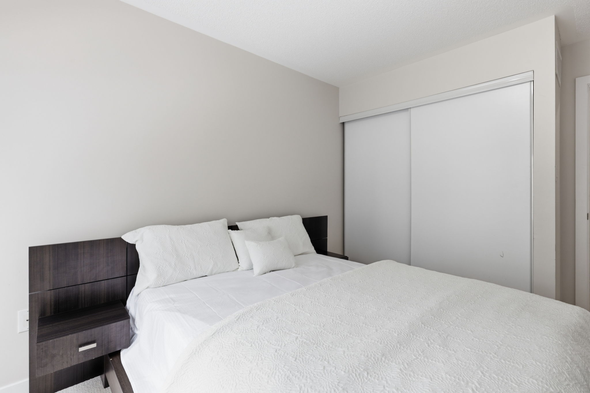 Mississauga property showcase — delivered property photograph 11