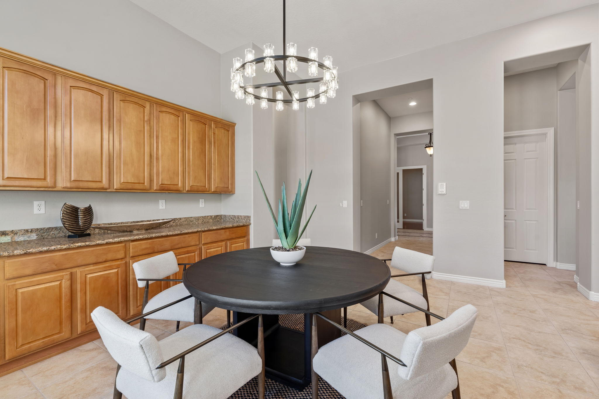  Photo 34
