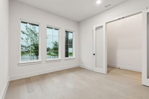  Photo 0